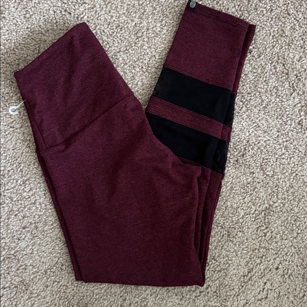 Onzie Maroon Leggings - Picture 4 of 4